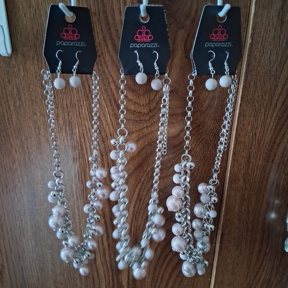 15+ Paparazzi Earring And Necklace Sets - Picture 6 of 16